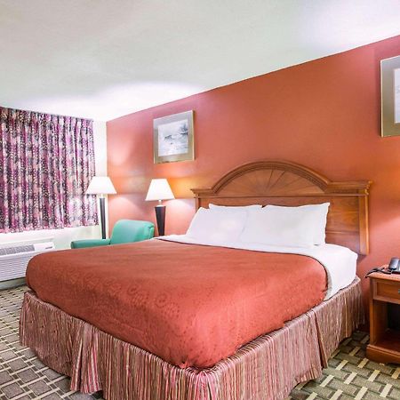 Rodeway Inn Bonifay Экстерьер фото