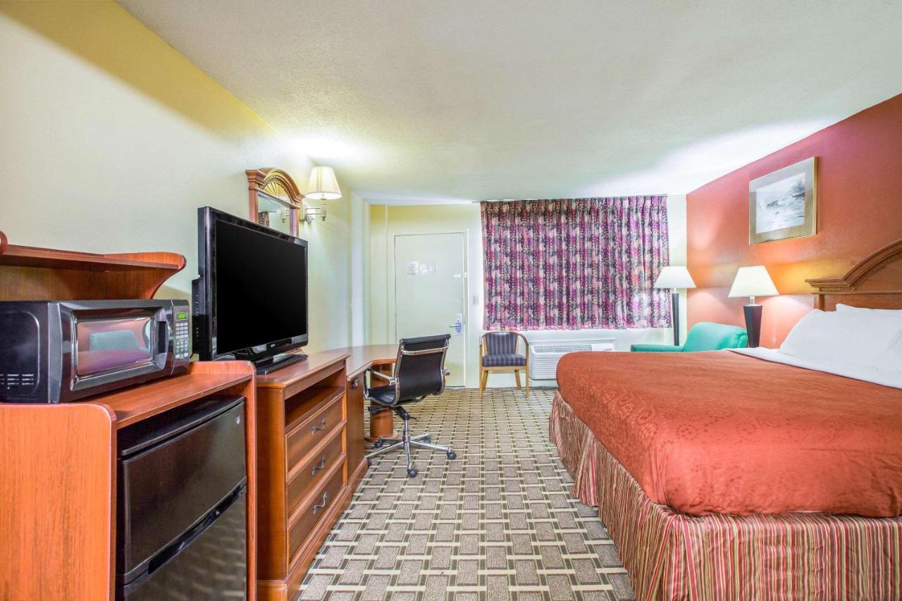 Rodeway Inn Bonifay Экстерьер фото