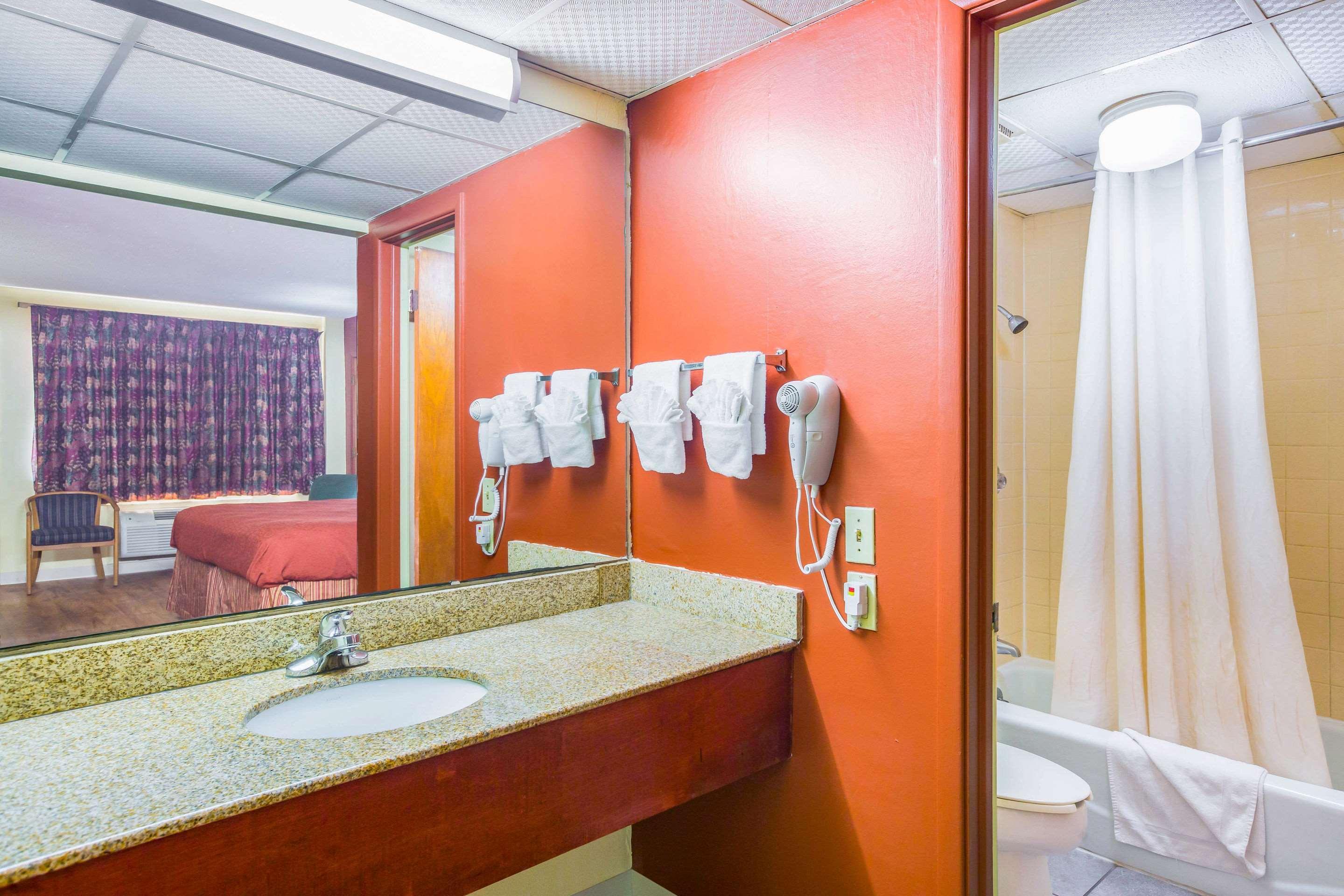 Rodeway Inn Bonifay Экстерьер фото