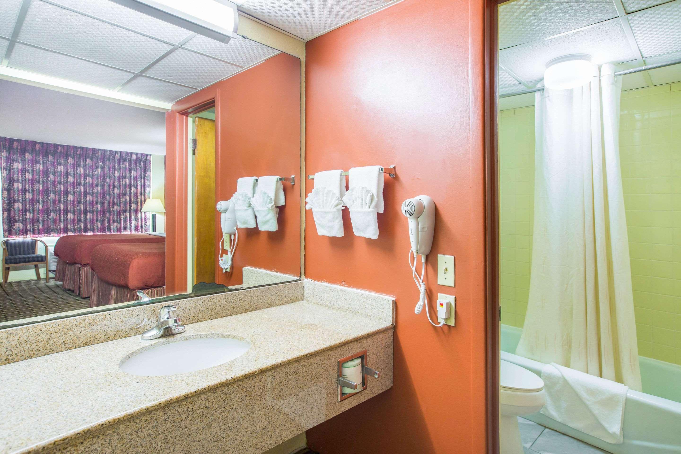 Rodeway Inn Bonifay Экстерьер фото